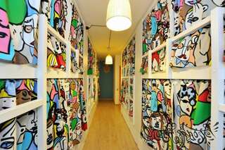 Гостиница Scotch Hostel Волгоград Кровать в общем номере для мужчин и женщин с 10 кроватями-2